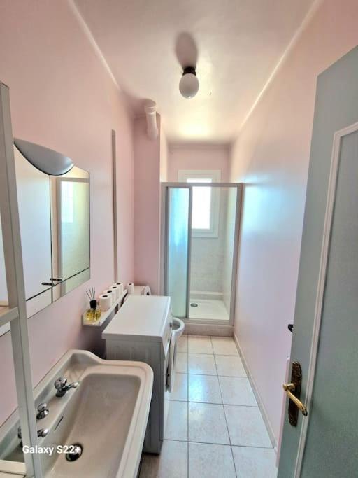 Cozy Studio, Sea View, Old Town, Near Beaches Антиб Екстериор снимка