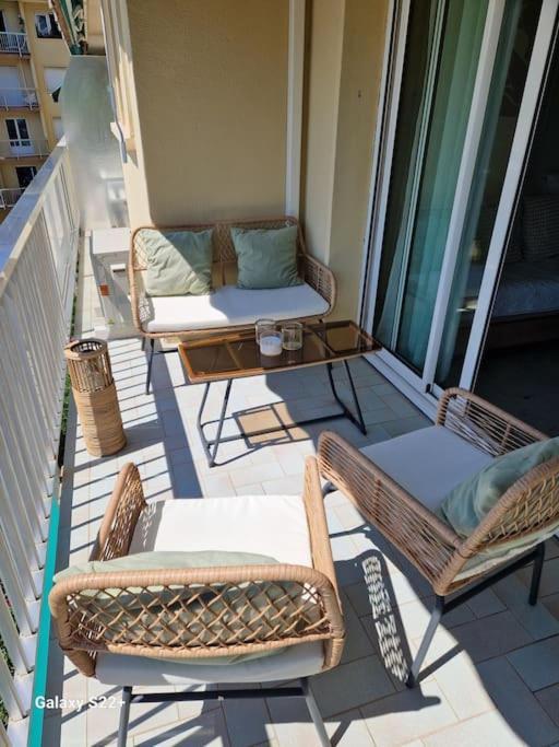 Cozy Studio, Sea View, Old Town, Near Beaches Антиб Екстериор снимка