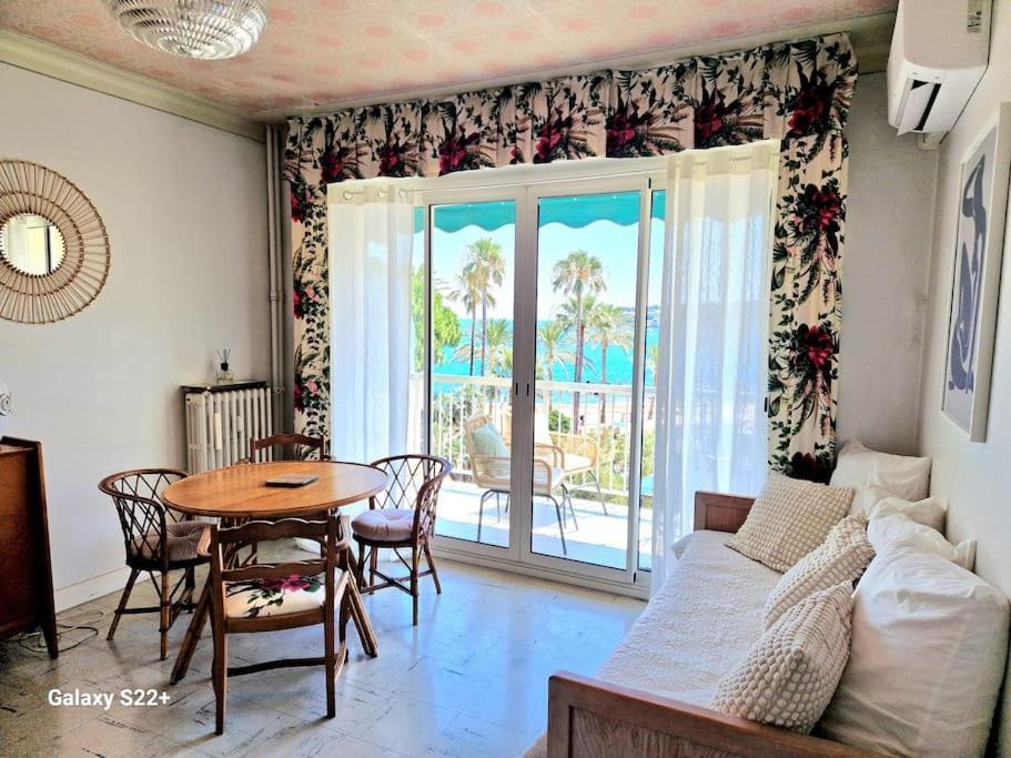 Cozy Studio, Sea View, Old Town, Near Beaches Антиб Екстериор снимка